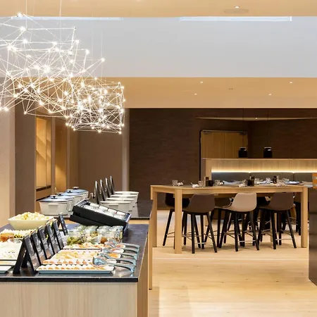 Отель Ac By Marriott Humboldthain Park 4*