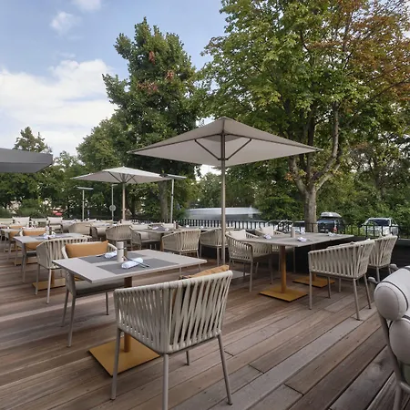 Ac By Marriott Humboldthain Park Hotell 4*
